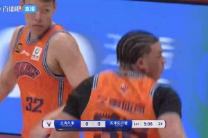 俱乐部杯-洛夫顿22+11&伤退 李添荣23+6 上海轻取天津晋级4强