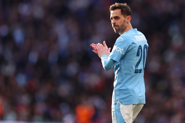 瑞天空：曼城已告知B席今夏可离队，球员更可能回本菲卡而非巴萨