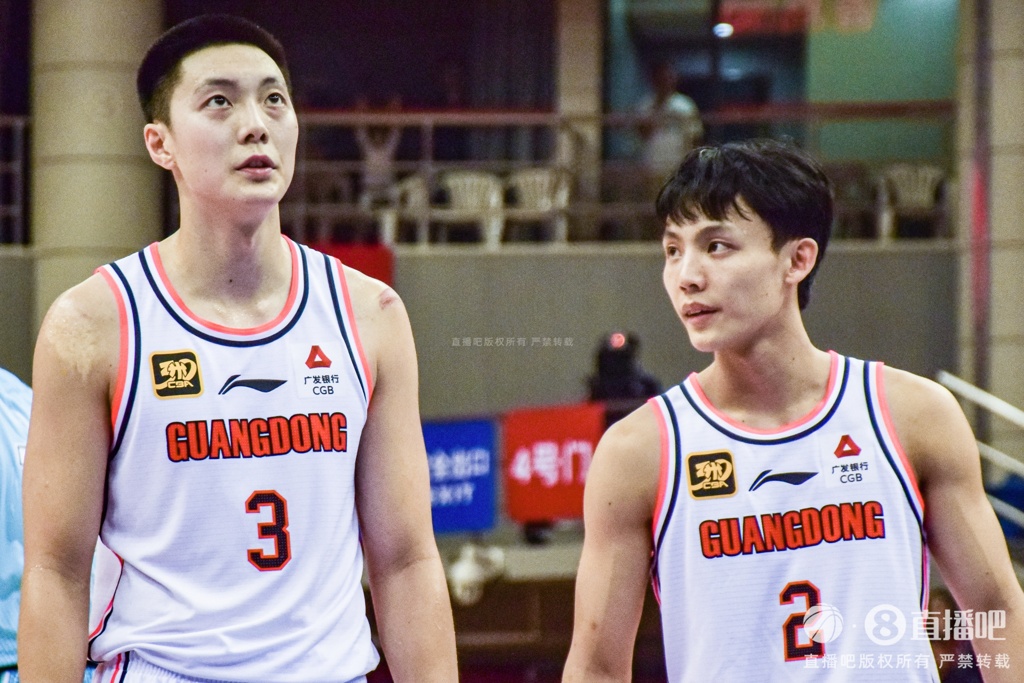 羊城晚报：广东男篮的后卫线占优 球队瞄准一张八强门票