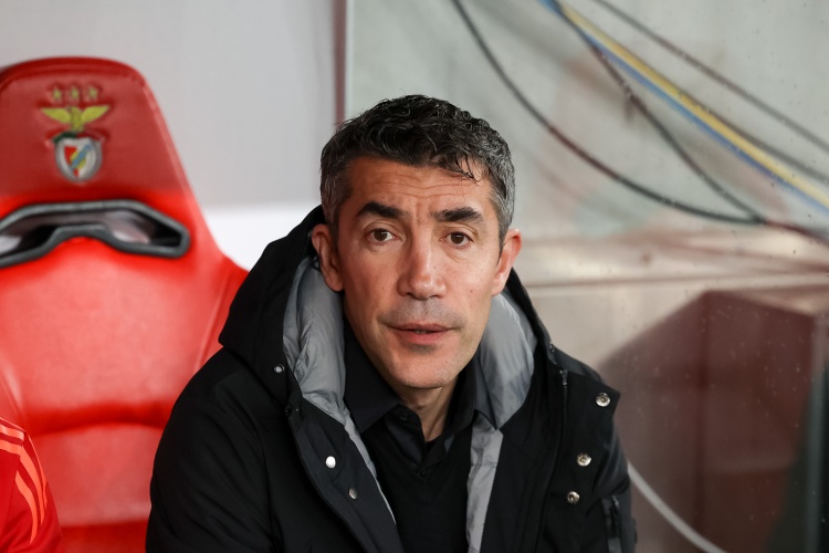 本菲卡主帅：遗憾贝洛蒂红牌来太早，少打一人场面也看不出差距