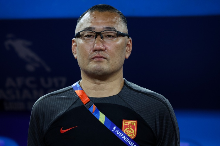 苗原：国少队内曾冲突，因闯入中方教练布置场地日本助手挨一巴掌